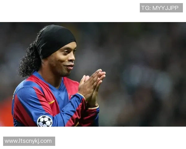 小罗足球明星经典射门技巧解析与精彩瞬间回顾